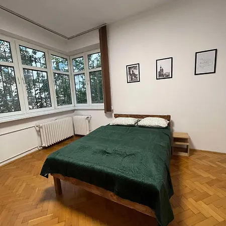 民宿 Krowoderska Lovely